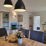 Ferien-und Geschaeftshaus Kunellis Axel